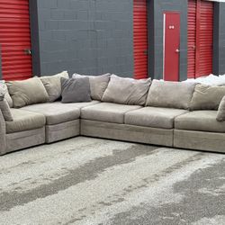 5-Piece Modular Sectional (Some Discoloration) – Free Curbside Delivery