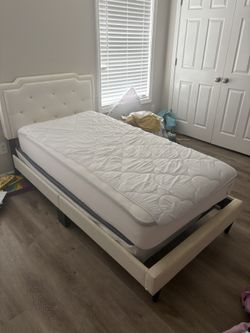 Girls Twin bed