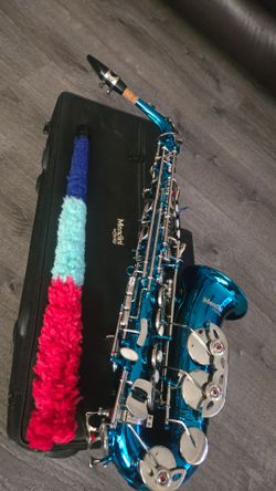 Sax Alto con estuche