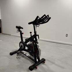 SCHWINN Stationary Bike