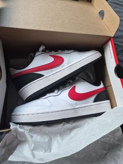 Nike Low-Top Sneakers White Red Black