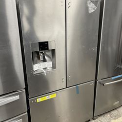 Frigidaire Professional French Door In Stainless Steel New Open Box Coubter Depth