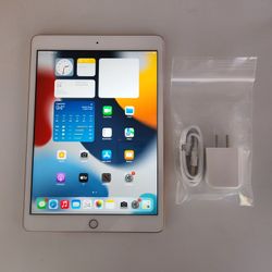 Apple iPad 7 - Wifi - Like New 