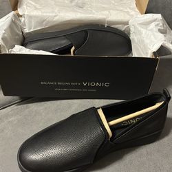 Vionic shoes