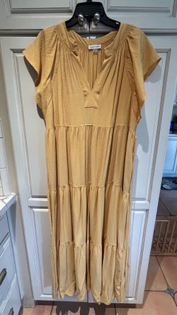 Calvin Klein Mustard Yellow Tiered Maxi Dress has pockets fabric tie size 14
