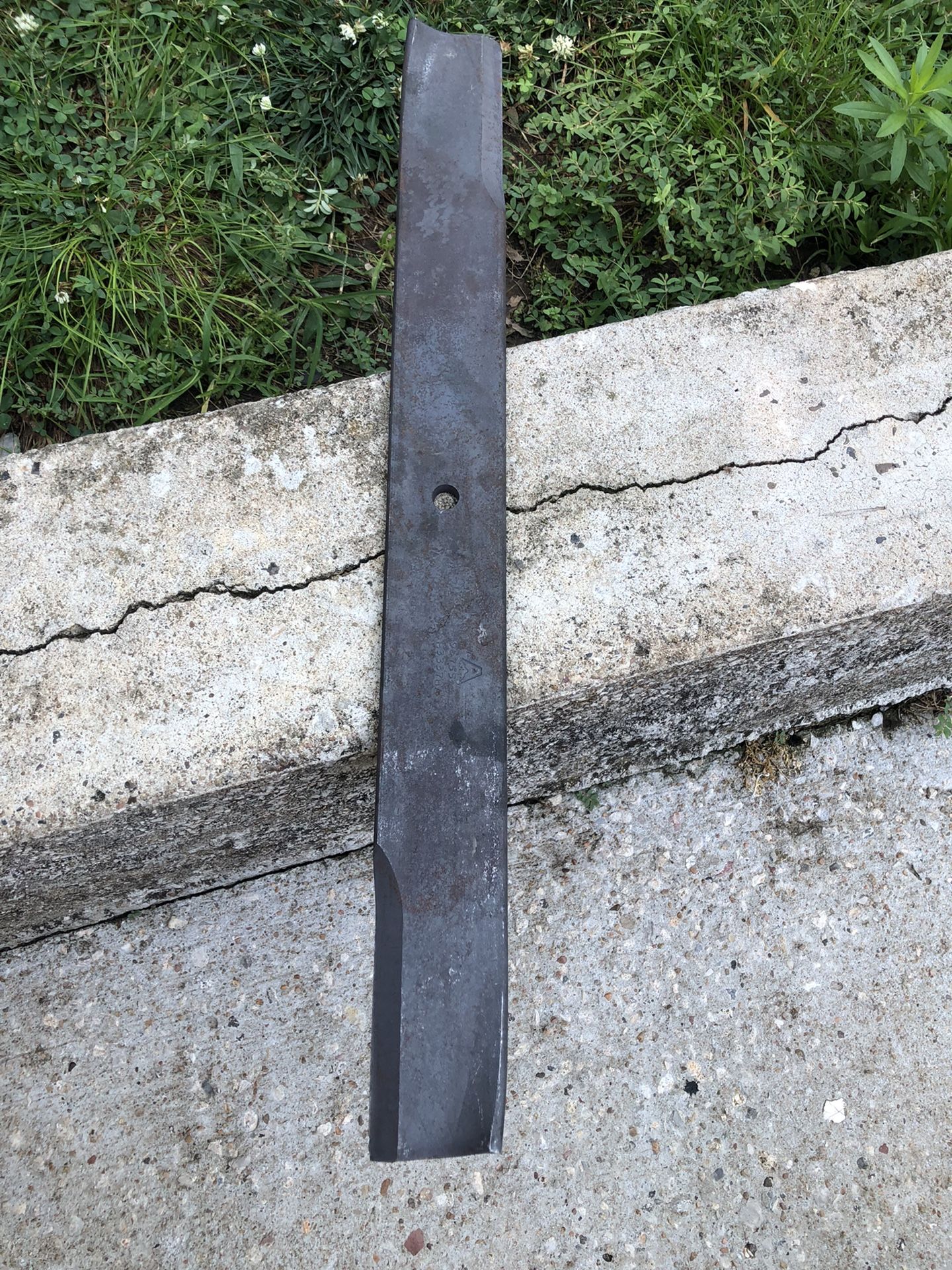 BUSH HOG BLADES 