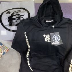 Black Designer Hoodie Small But Fits Like A Medium 