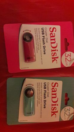 NEW 32 GB SanDisk Flash Drives. $13 each