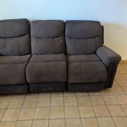 FREE LIVING ROOM SET