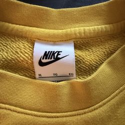 Nike crew neck