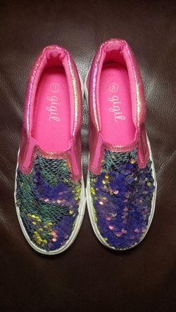 Gigil Girls Slip-On Shoes With Flip Sequins - Size 3