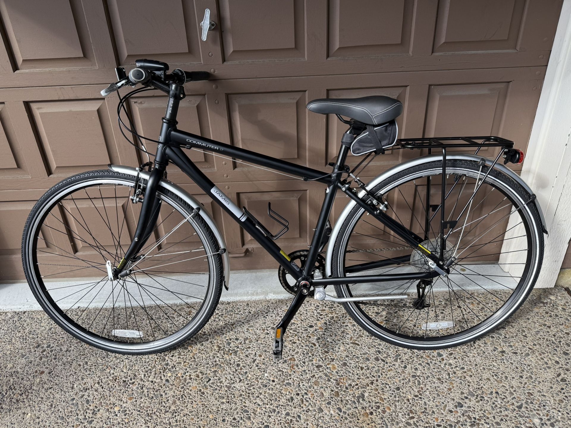 JAMIS Commuter 2 / Matte Black