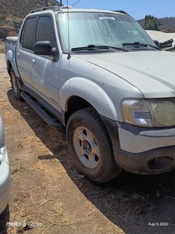 2002 Ford Explorer Sport Trac