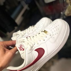 Air Force 1 Low 'White Team Red' 2021