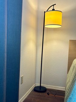Arc Floor Reading Lamp with  Shade