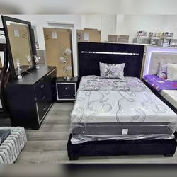 Back 4PC Bedroom set with fully upholstered bedframe King size or Queen size