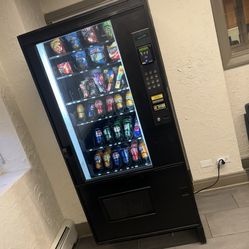 Ams Combo Vending Machine