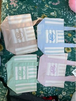 Trading for halloween tote.