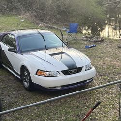 2001 Ford Mustang