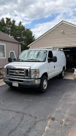 2011 Ford E-250