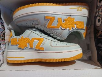 GloGangWorldWide Size 4 Nike Airforce
