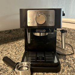 DeLonghi Espresso Machine 