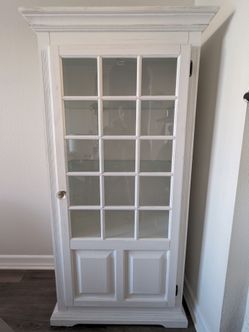 White Wood China Cabinet with Glass Door