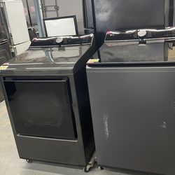 New Set LG washer 5.3 cu Ft and dryer 7 cu ft