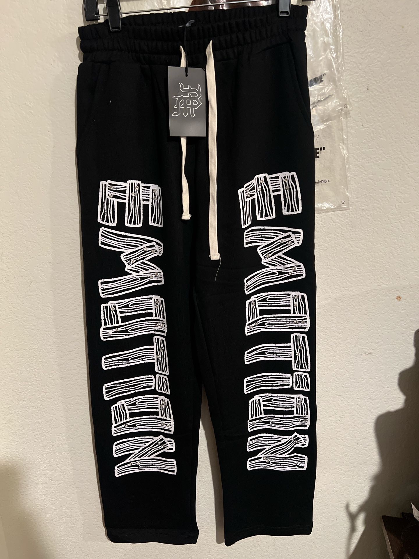 Mixed Emotion Sweatpants Size S