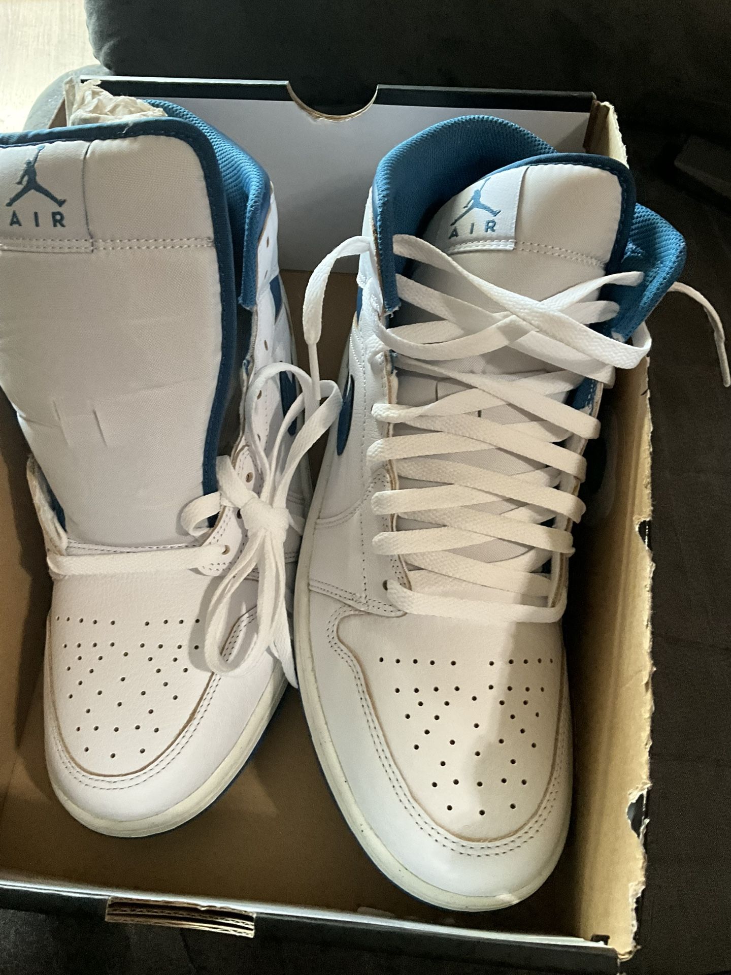 Air Jordan 1
