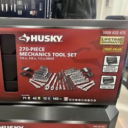 Tool Set With 270 Pieces 