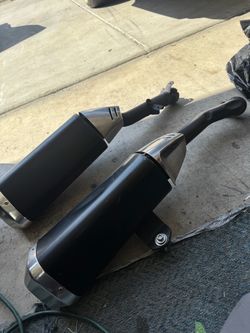 2007 Suzuki  r1000 double exhaust
