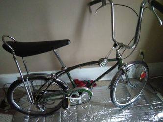 1970 schwinn fastback all original accept the tires and seat very good condition for its age