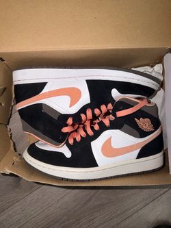 Air Jordan 1 Mid Sneakers Black Peach
