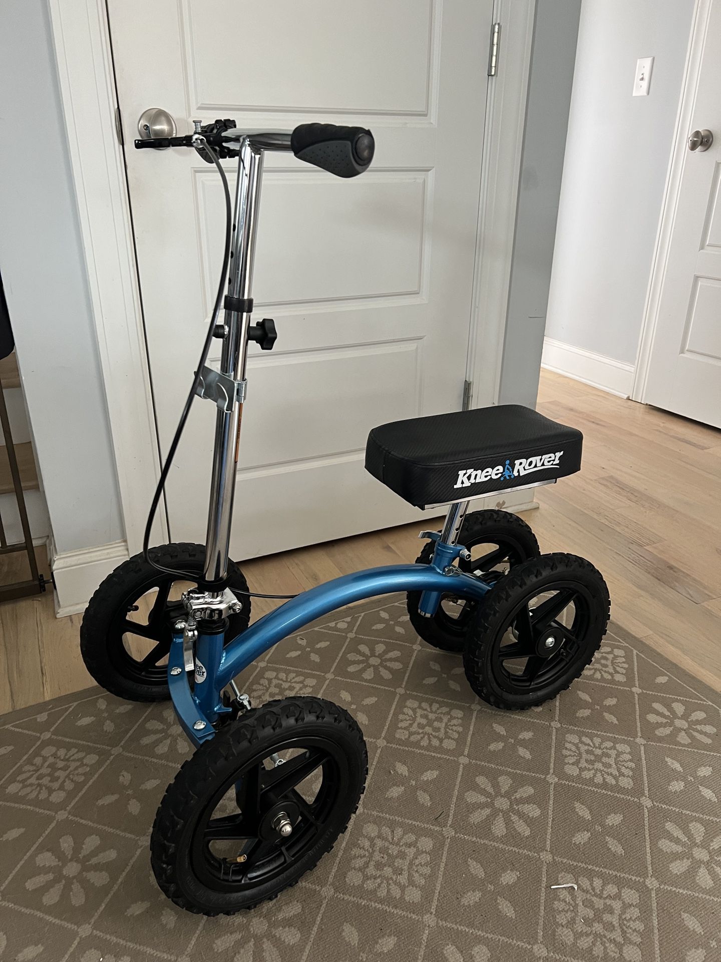 Knee Rover All Terrain Knee Scooter 