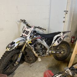 2005 Crf250R  3000$Firm 