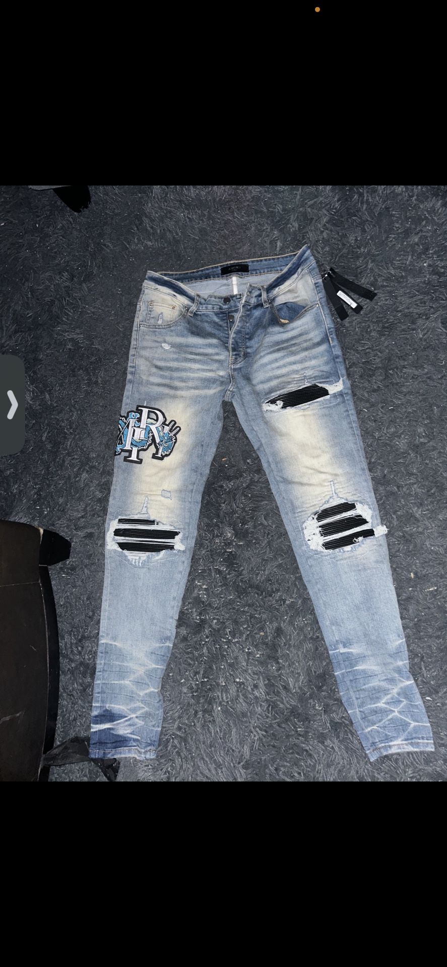 Size 32 amiris