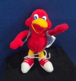 Vintage 2000 RED ROBIN Restaurant Mini Beanbag Bird 4" Plush Advertising Toy