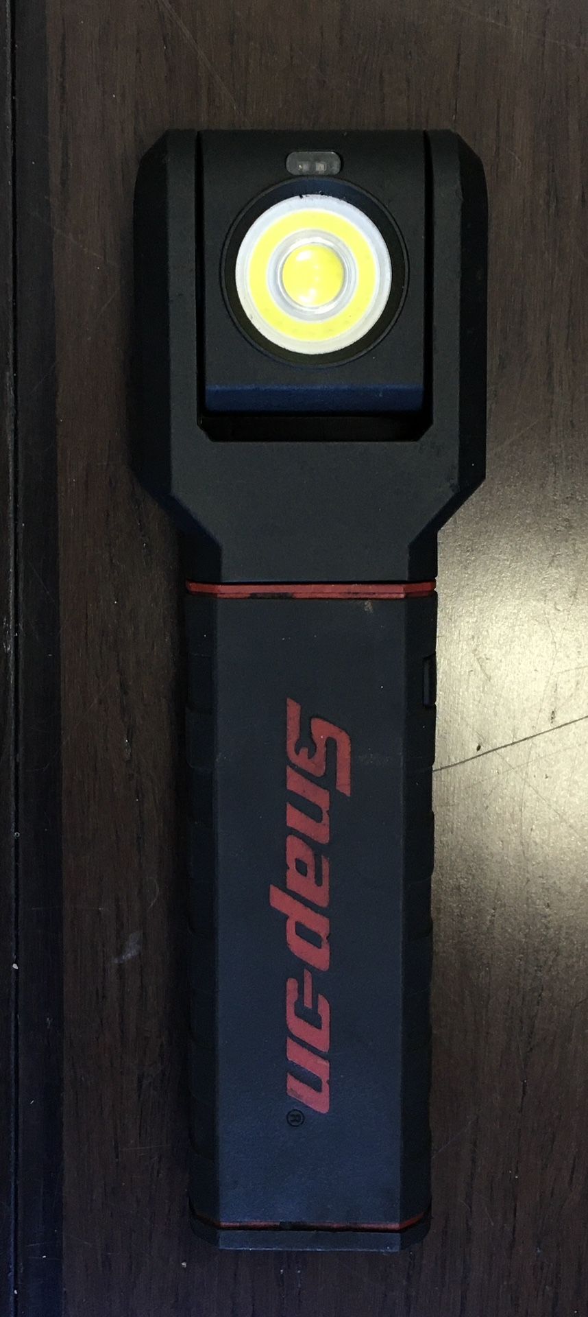 Snap On ECARF052 550 Lumen Auto-focus LED Light Rechargeable