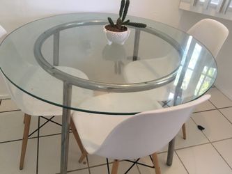 IKEA table