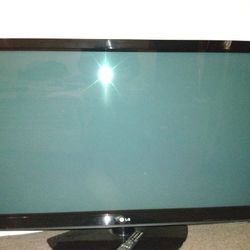 LG Flat Screen Smart TV 55"