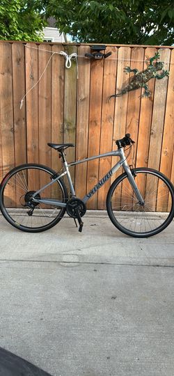 Specialized Sirrus 1.0 2022-2023 (Like NEW)
