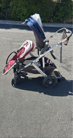 Uppababy stroller with kickstand and two seats