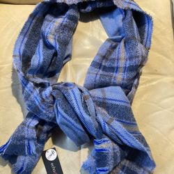 New With Tags: Blue Echo Scarf
