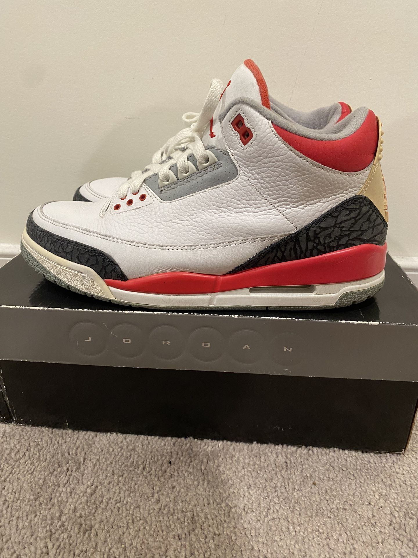 Jordan 3 Fire Red (2007) Size 8.5