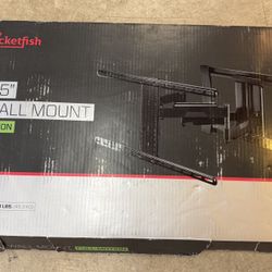 Rocketfish 40-75" TV Wall Mount *NEW*