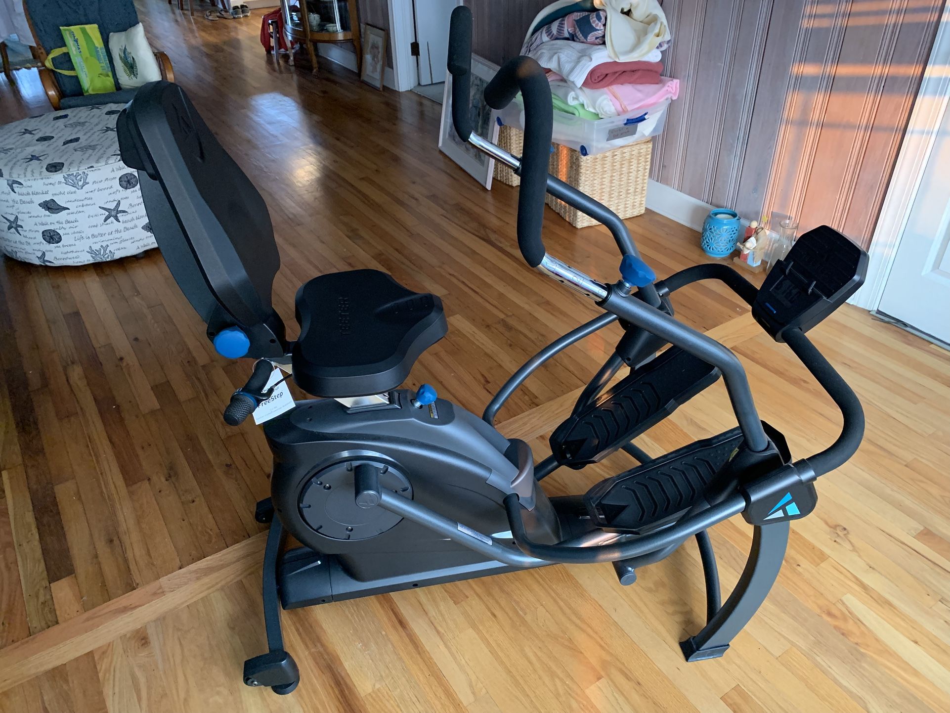 Seated Elliptical Trainer (Teeter Brand)