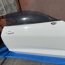 2016-2019-2023 Chevy Camaro Front Door RH
