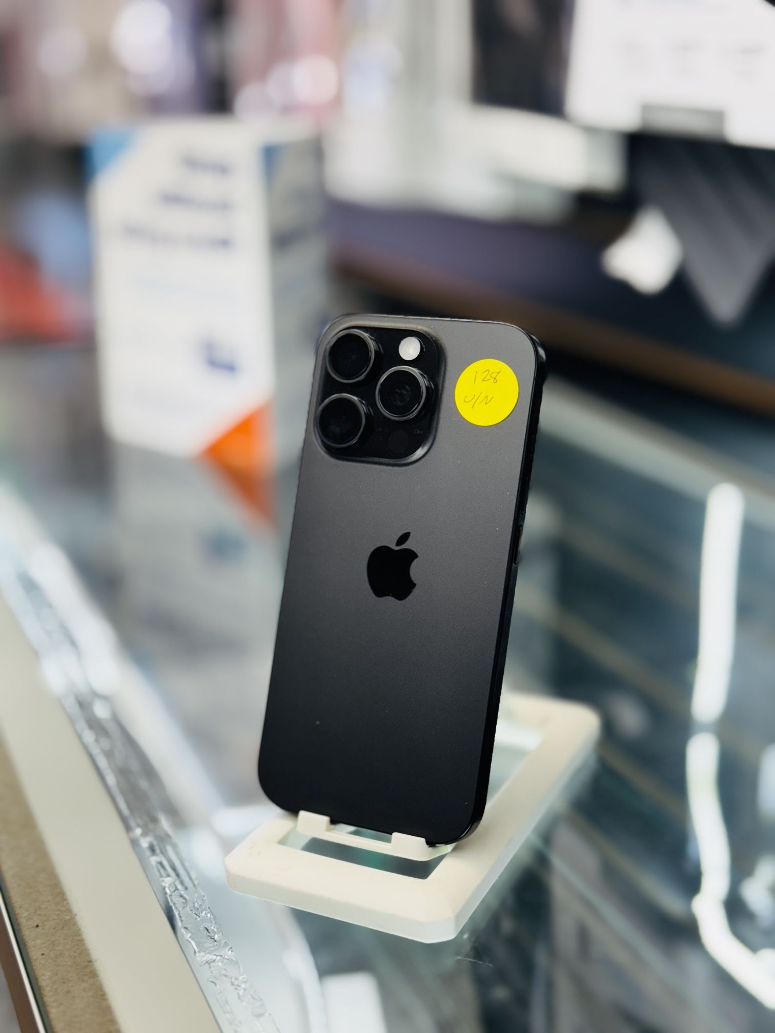 iPhone 16 Pro (Factory Unlocked)