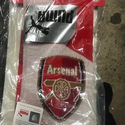Arsenal scarf (make me an offer)